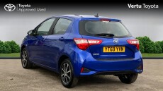 Toyota Yaris 1.5 VVT-i Icon Tech 5dr Petrol Hatchback